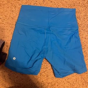 Lululemon Wunder Train 6 Inch Short